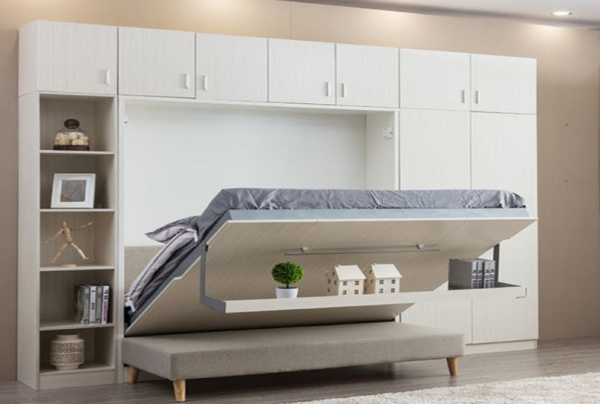 Kamar tidur dengan tempat tidur ganda yang lipat